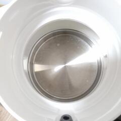 【美品】2022年製 タイガー 電気ケトル わく子  ホワイト  0.6リットルの画像