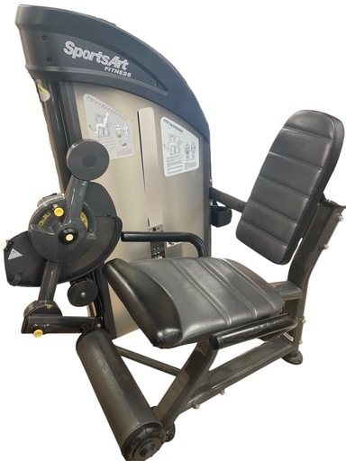 SportsArt 
レッグエクステンションマシン