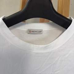 【1106】MONCLER ホワイト Tシャツ サイドジッパーの画像