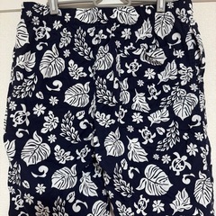 ホヌ　　半ズボンの画像