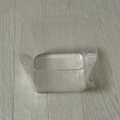 【（未使用品）冷蔵庫収納ケース1つ】
