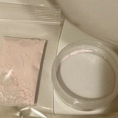 セザンヌ 毛穴カバーパウダー中身(粉)だけ譲りますの画像