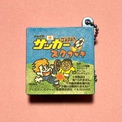 サッカースクラッチ　ガチャガチャ