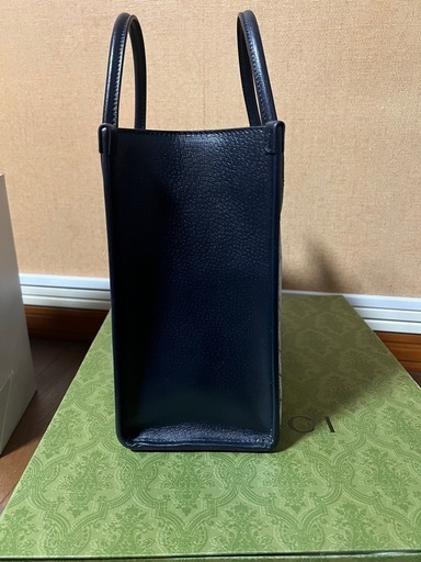 グッチ　　　GUCCI LUGGAGE 659983K9GSN