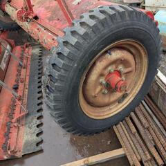 タイヤ　農耕用の画像