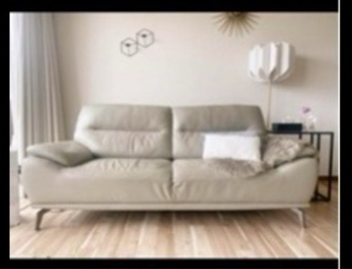 ニトリ　本革　3人掛けソファー