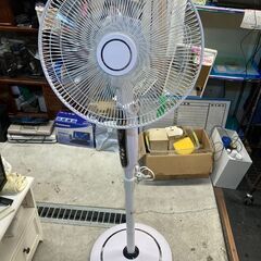 ☆中古￥4,800！千住　40㎝フロワー扇風機　家電　KI-F5333R型　2022年製　【BF011】