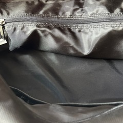 黒バッグの画像