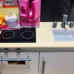 おもちゃ　引取り限定　0円　難あります