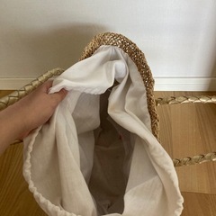 籠バッグの画像