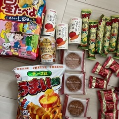 おやつ、飲み物の画像