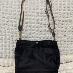 ショルダーバッグ