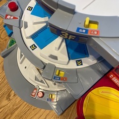 ぐるぐるシュート  DX トミカパーキング