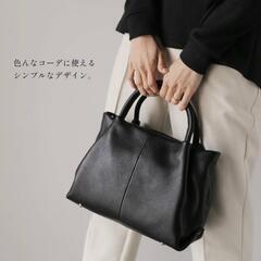 値下げ　委託品　代理出品　新品未使用です。便利な本革バッグ。新品定価13200円。の画像
