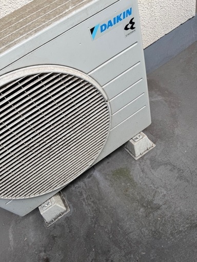 ダイキン　ルームエアコン　2022年製