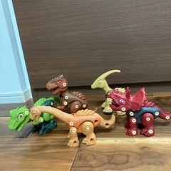 ¥1000 恐竜組み立ておもちゃの画像