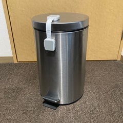 IKEA  STRAPATS ゴミ箱
