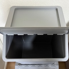 ゴミ箱 収納ケース(1点250円)の画像