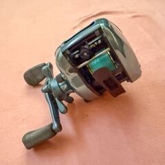 Daiwa　ベイトリール　バス用？　釣り