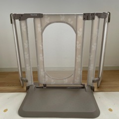 ベビーゲート