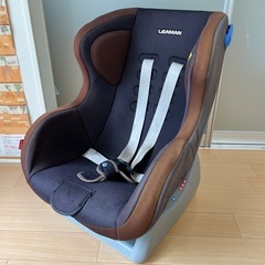 チャイルドシート差し上げます