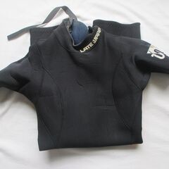 値下げ　ウエットスーツ　子供用の画像