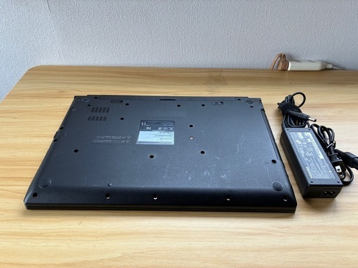 東芝ノートPC B65/DN SSD搭載 i3/8GB/DVD/マウス付 Windows11