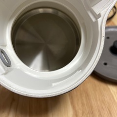 電気ポットの画像