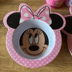 ミニーちゃんのお皿　ディズニー　の画像