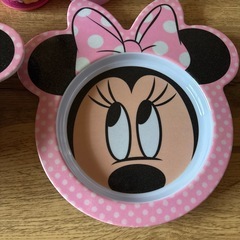 ミニーちゃんのお皿　ディズニー　の画像