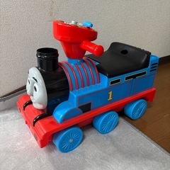 トーマス乗用玩具　の画像