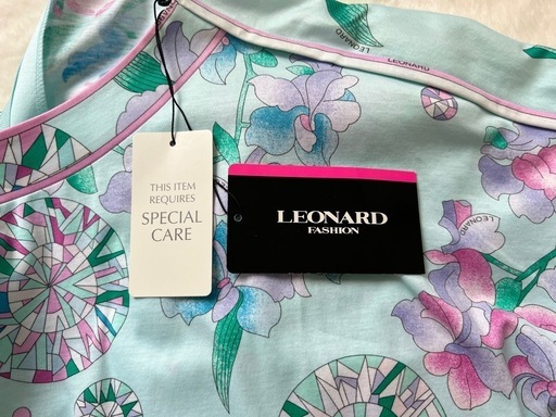 【新品タグ付き】LEONARDレオナール　カットソー　水色　夏服　38