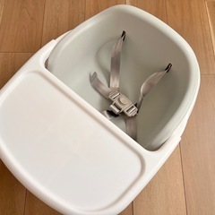 西松屋　ブースターチェア