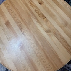 IKEA 丸テーブル GAMLARED ガムラレード
の画像