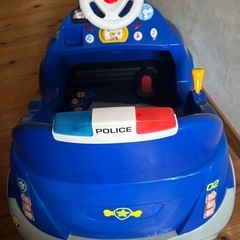 パウ・パトロール ポリスカー コントローラー付き 電動カーの画像