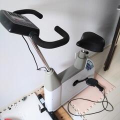 エアロバイク　フィットネス