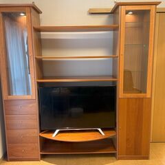 【差し上げます】　IKEA　照明棚付きテレビ台　引き取り限定　（...