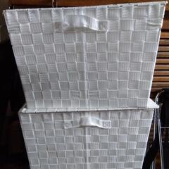 白ボックス３個セットの画像
