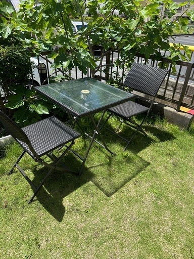 ガーデンテーブルセット　3点セット