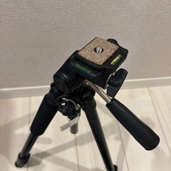 新品未使用　小型軽量4段三脚　の画像