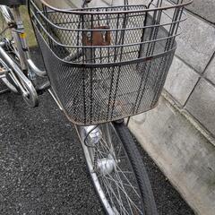 内装3段 27インチ  オートライト  かご付き  ママチャリ  自転車の画像