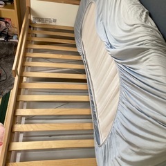 IKEAキッズベッドマットレス付き