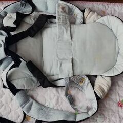 抱っこ紐　Combi　ニンナナンナ　Sat Fit 4ウェイ　サ...