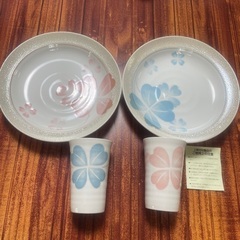 【見てから決めてOK】花柄食器セット（皿2枚・カップ2個）
