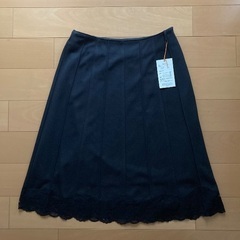 【未使用】スカート　裾レース　黒の画像