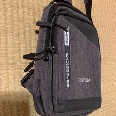 ショルダーバッグの画像