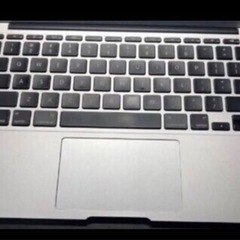 【Apple Mac　Book　Air】 １３インチモデル　作る！遊ぶ！持ち歩く！驚くほど薄くて早い！の画像