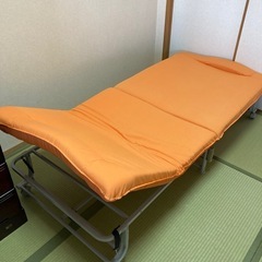 【取引完了】折りたたみベッド&ソファの画像