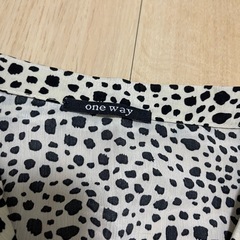 onewey シャツの画像