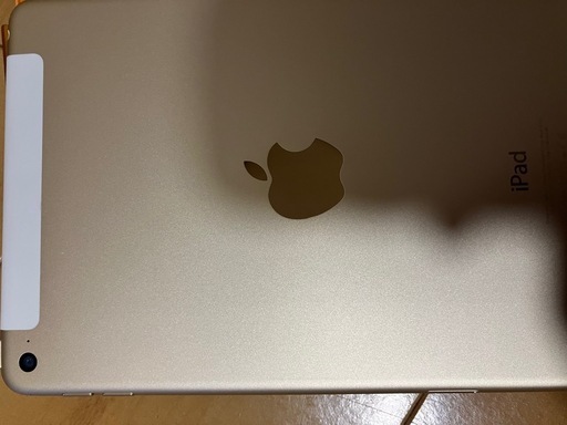 Apple iPadmini4 ゴールド